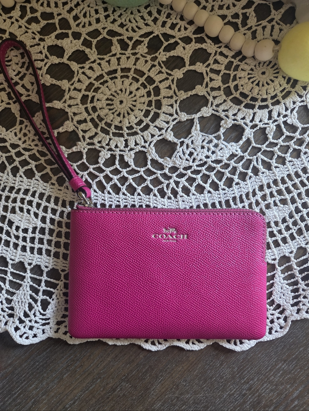 Coach• Magenta Corner Zip Wristlet (NWOT)